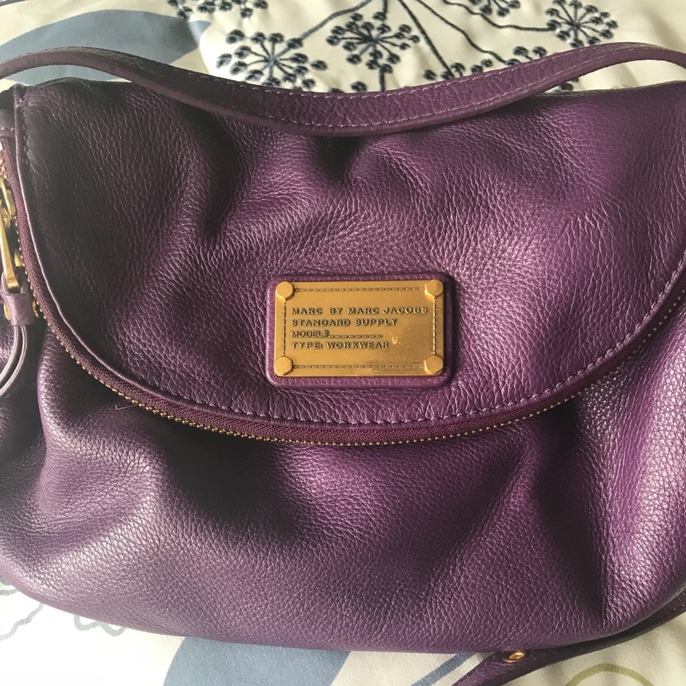 Marc by Marc Jacobs Handbag in Plum